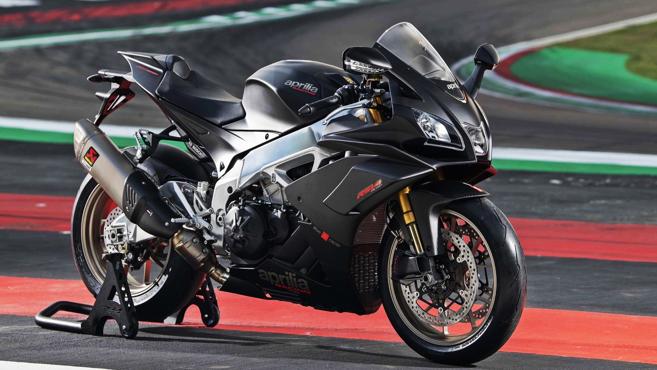 JIUYOU.COM-查德男篮在非洲锦标赛中奋斗，追梦奥运